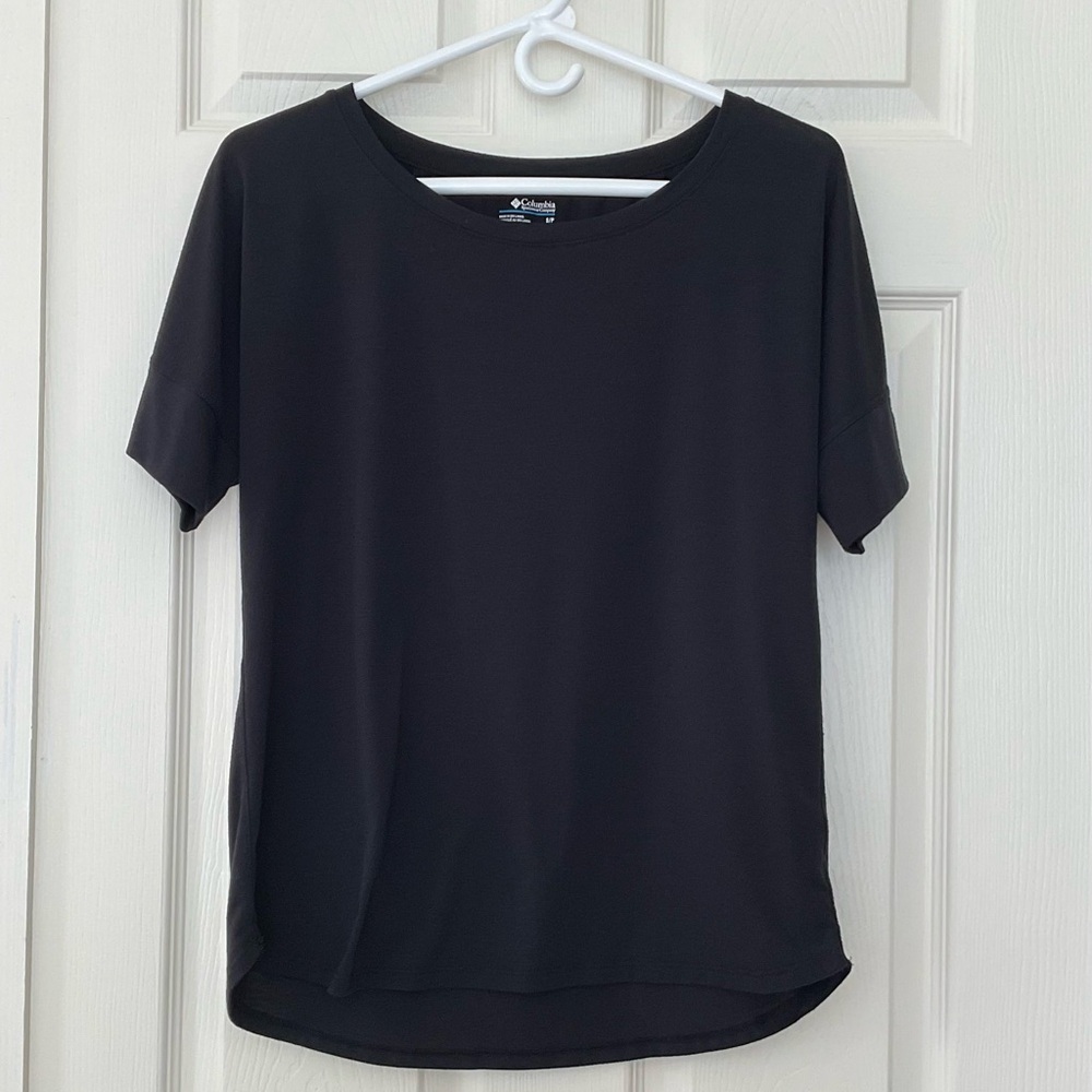 Columbia T-shirt Womens Black Short Sleeve XS